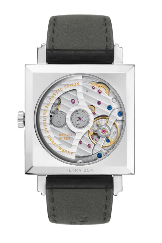 NOMOS Tetra 423